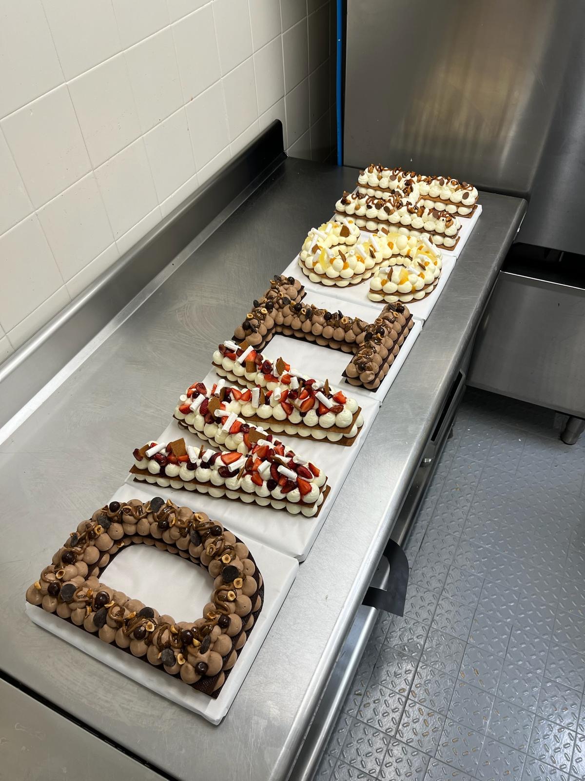 Letter Cake - Chocolat noisette 2