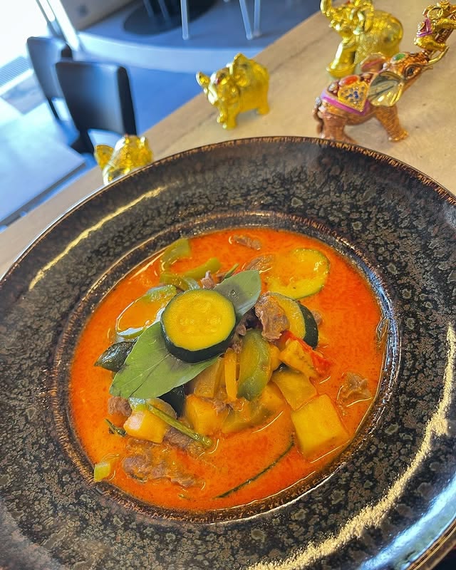T14 Kaeng phet (Curry rouge) 🌶️🌶️