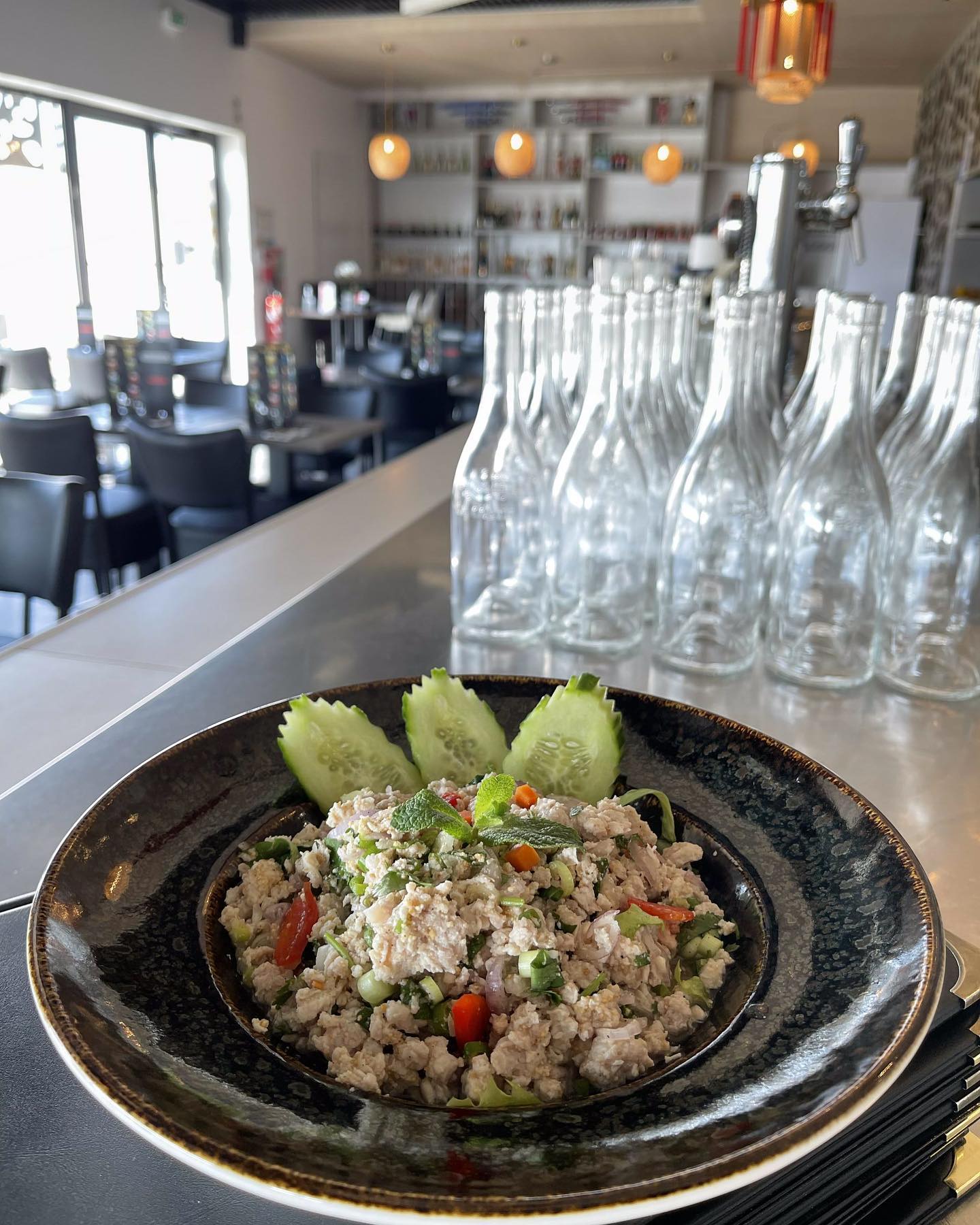 T9 Laab Kai (Salade de poulet haché)