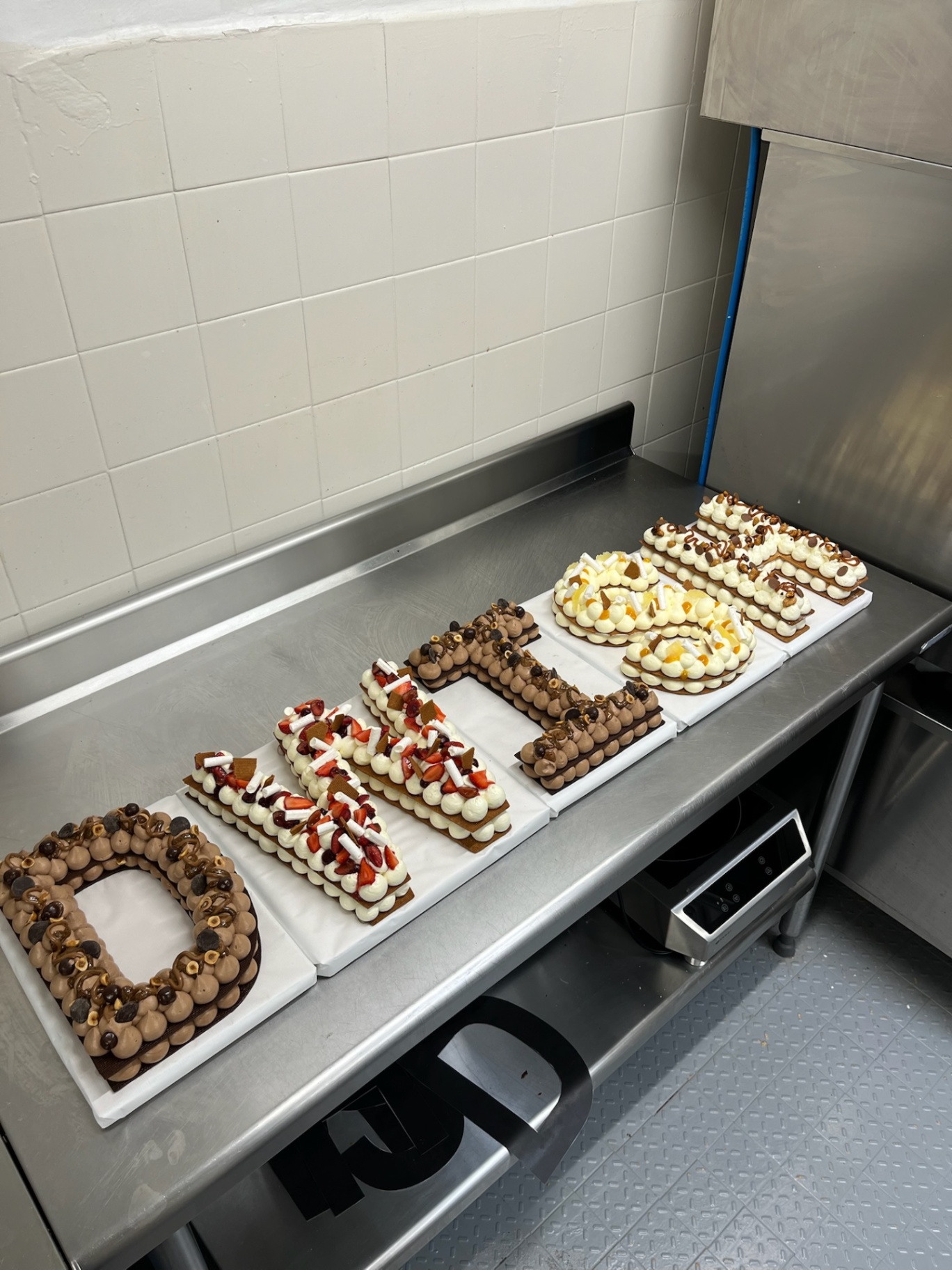 Number & Letter Cakes